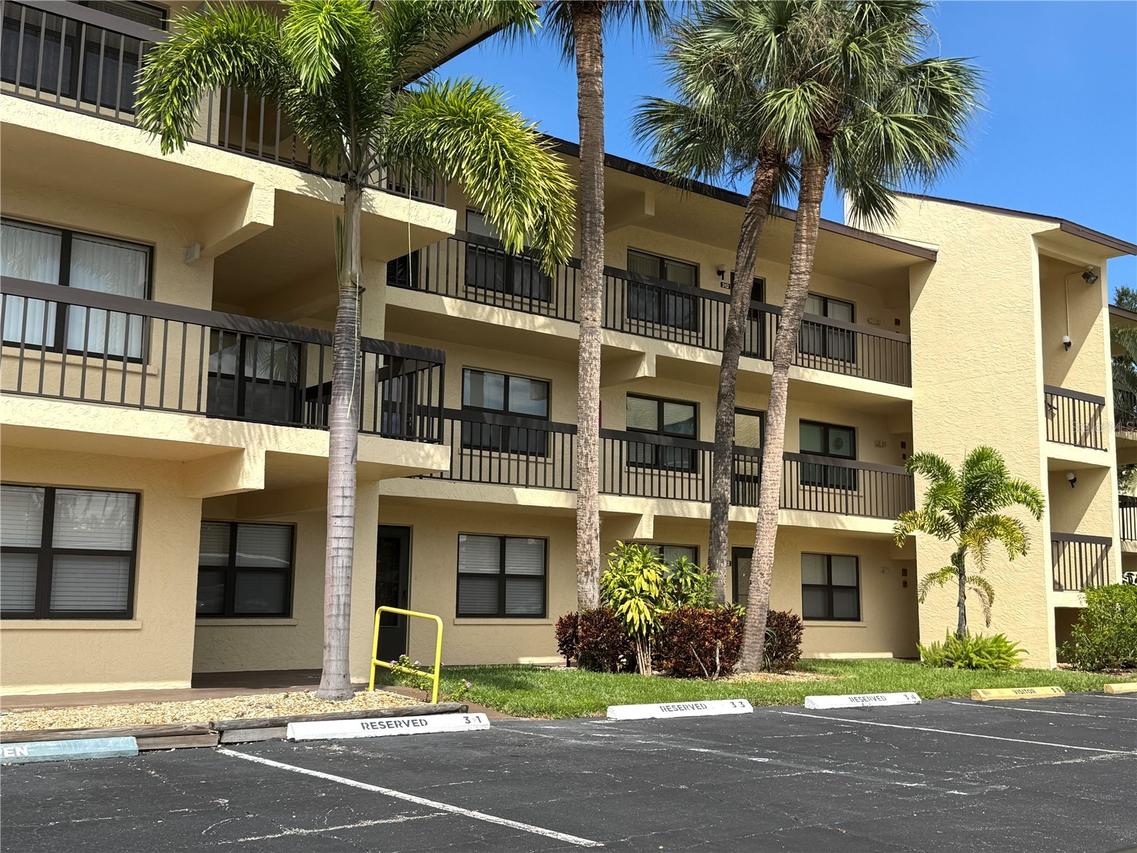 305 30th Ave. #A312, Bradenton, FL 34205