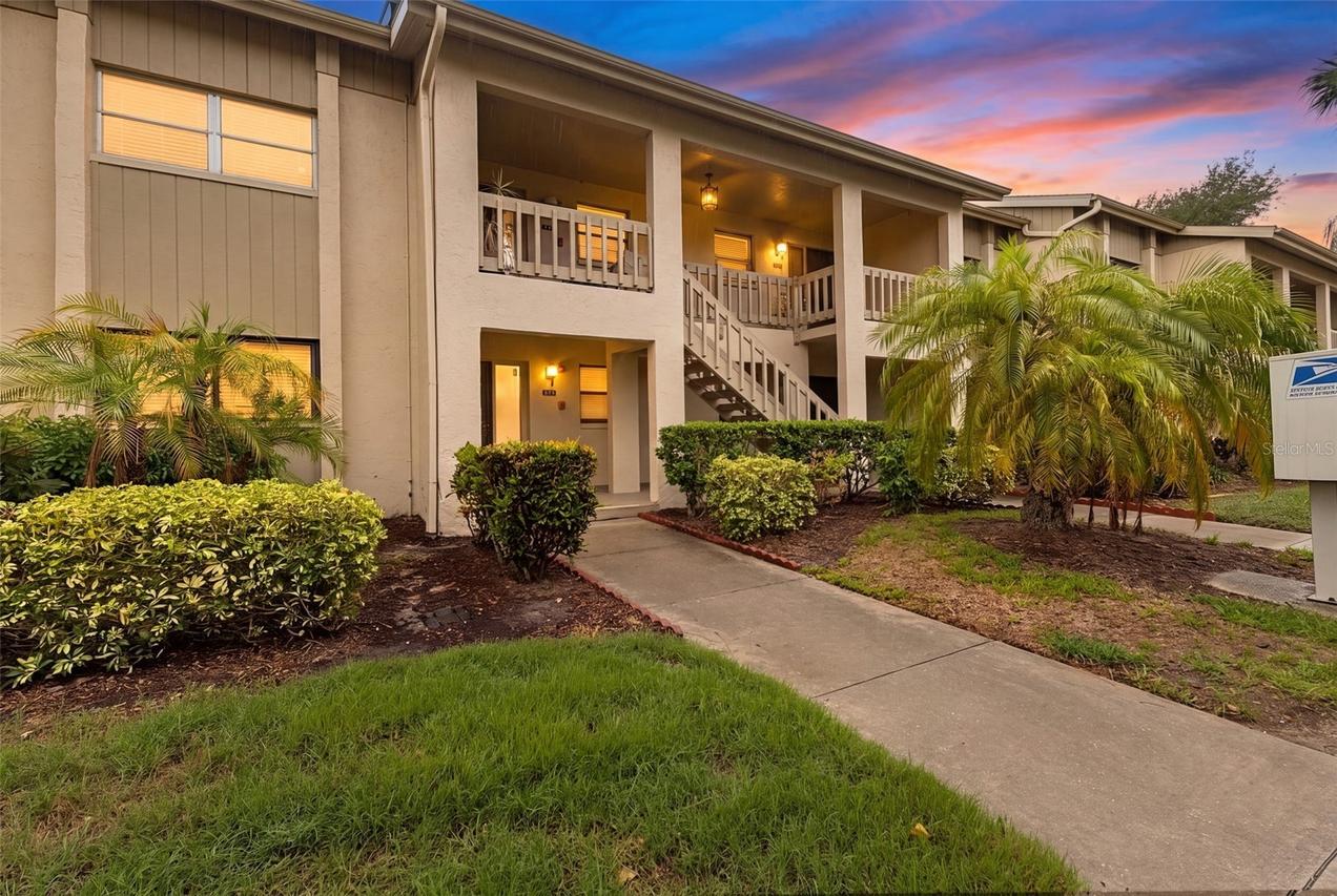 7143 Wood Creek Dr. #203, Sarasota, FL 34231