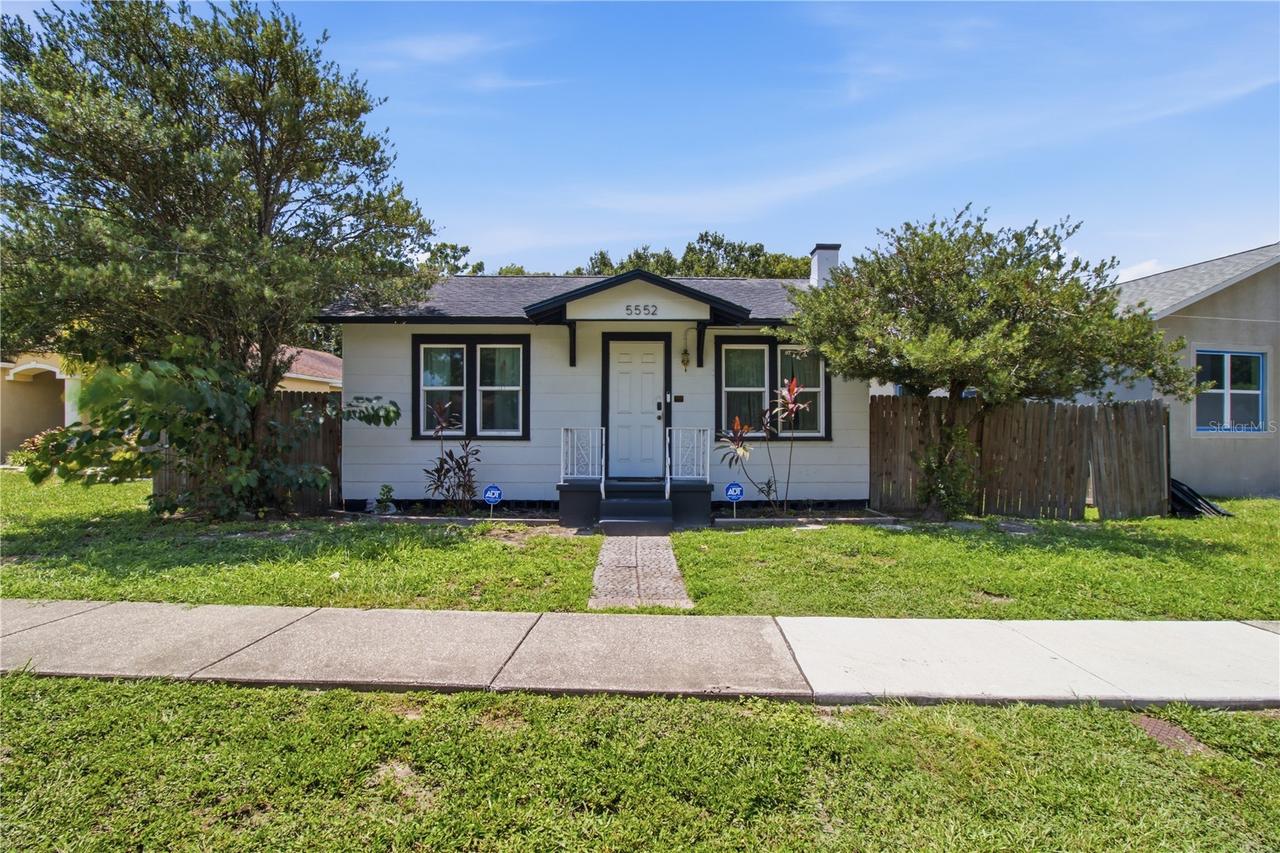 5552 Crissman Dr., St Petersburg, FL 33714