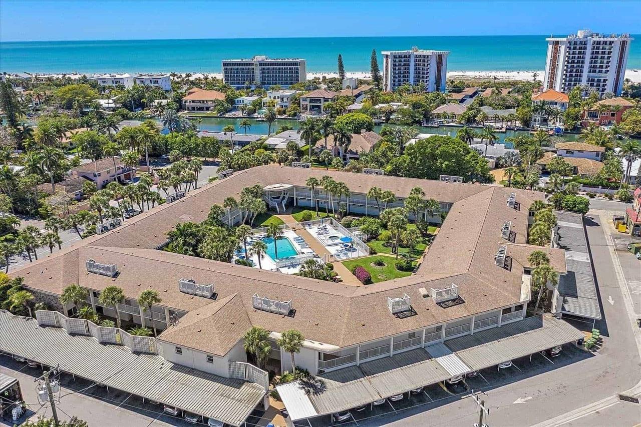 500 S Washington Dr. #19B, Sarasota, FL 34236
