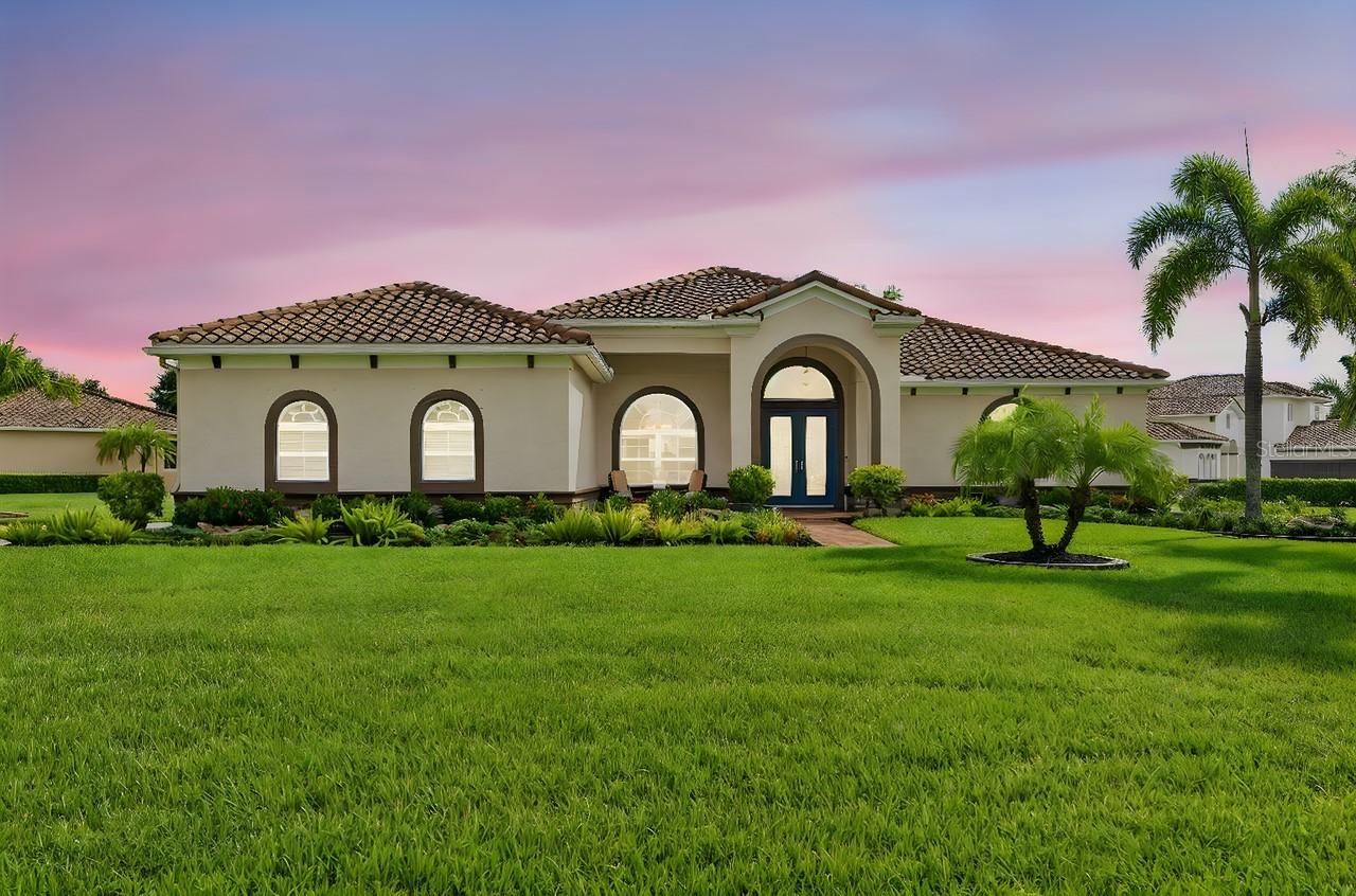 17115 4th Ave., Bradenton, FL 34212