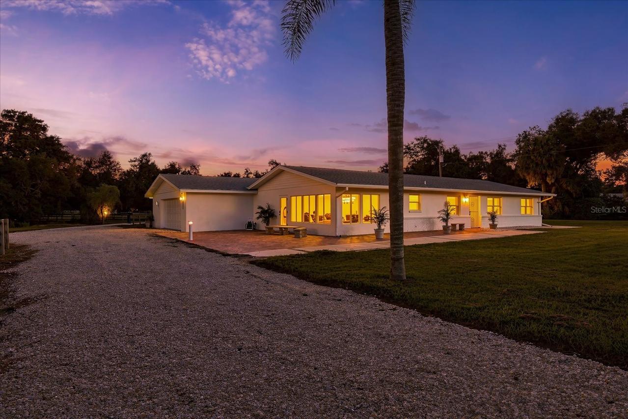 5640 Howard Creek Rd., Sarasota, FL 34241