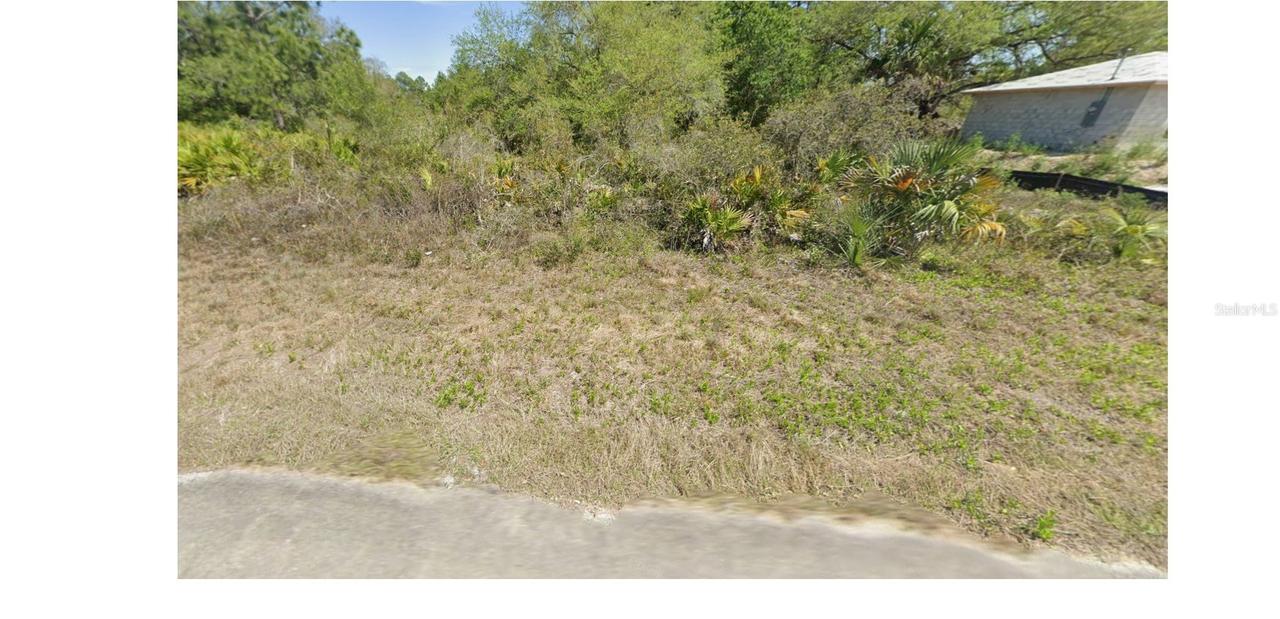 225 Narcissus Ave., Lehigh Acres, FL 33974