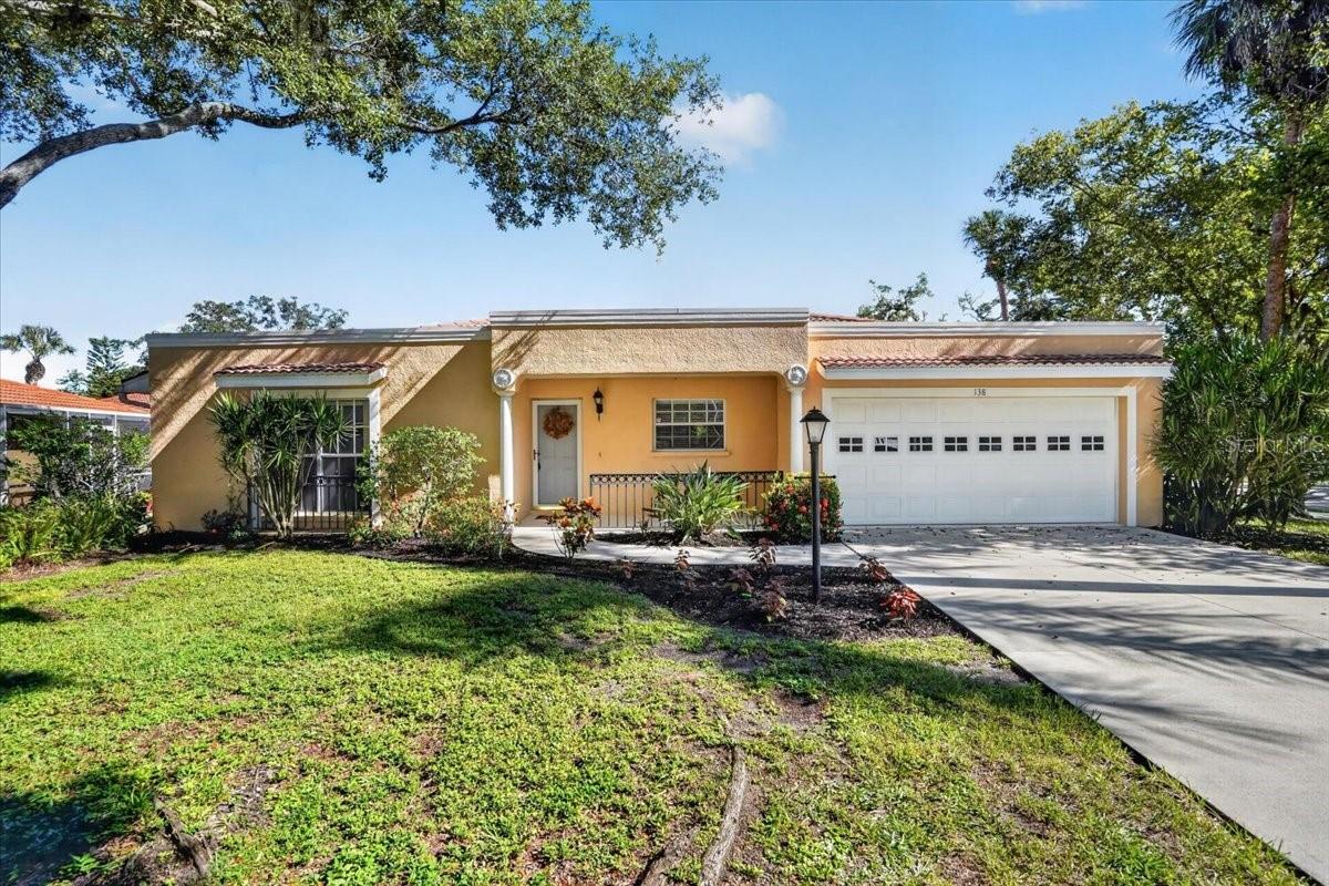 138 49th Ct., Palmetto, FL 34221