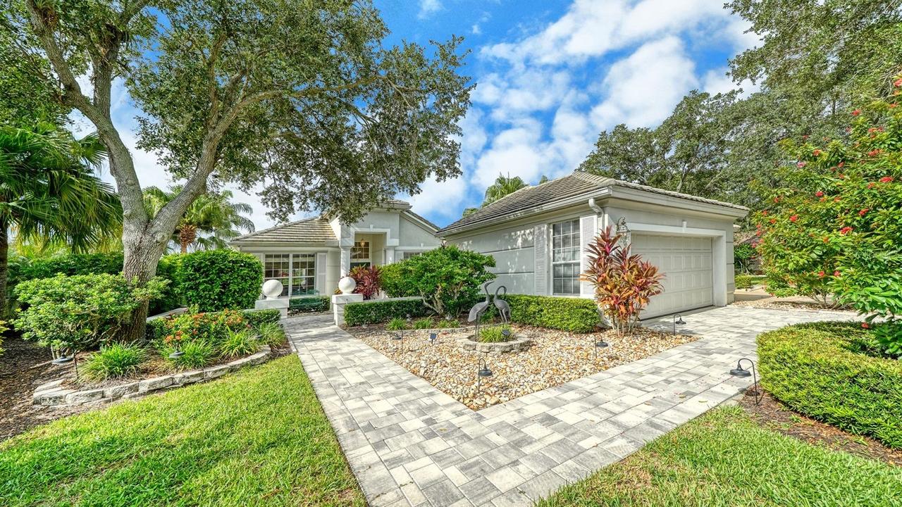 7126 Kensington Ct., University Park, FL 34201