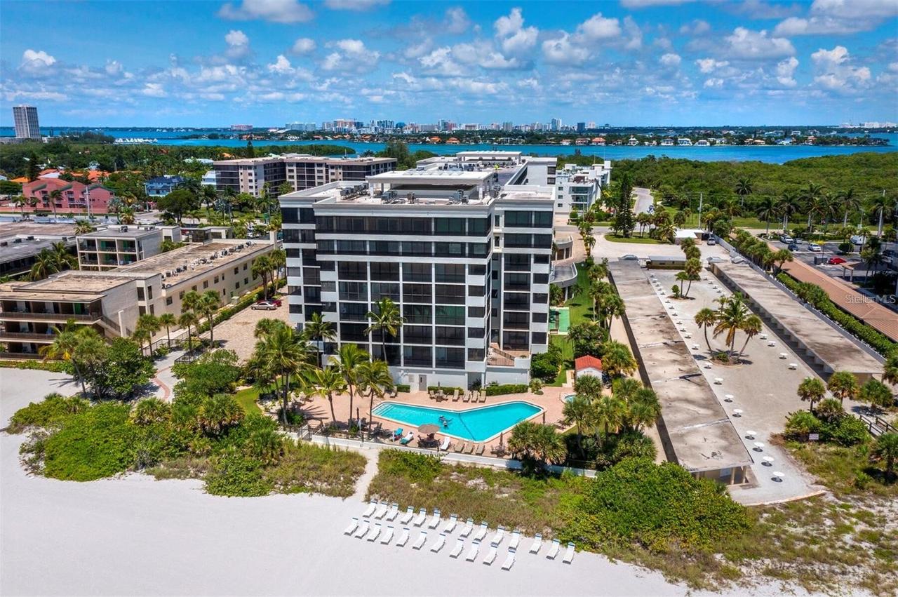 1102 Benjamin Franklin Dr. #810, Sarasota, FL 34236