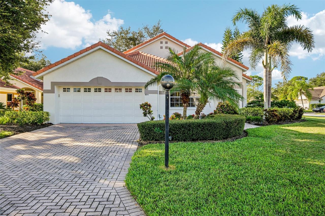 5814 Fairwoods Cir., Sarasota, FL 34243