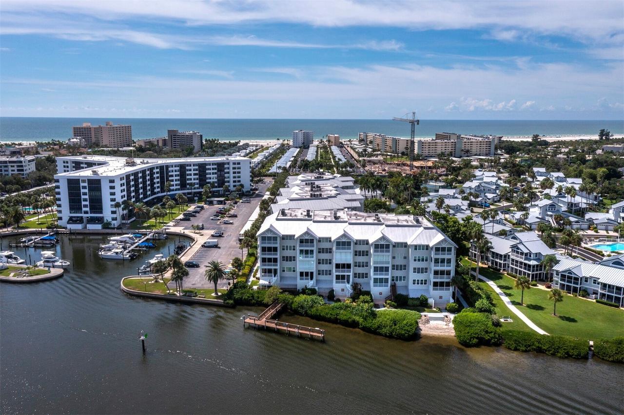 1260 Dolphin Bay Way #301, Sarasota, FL 34242