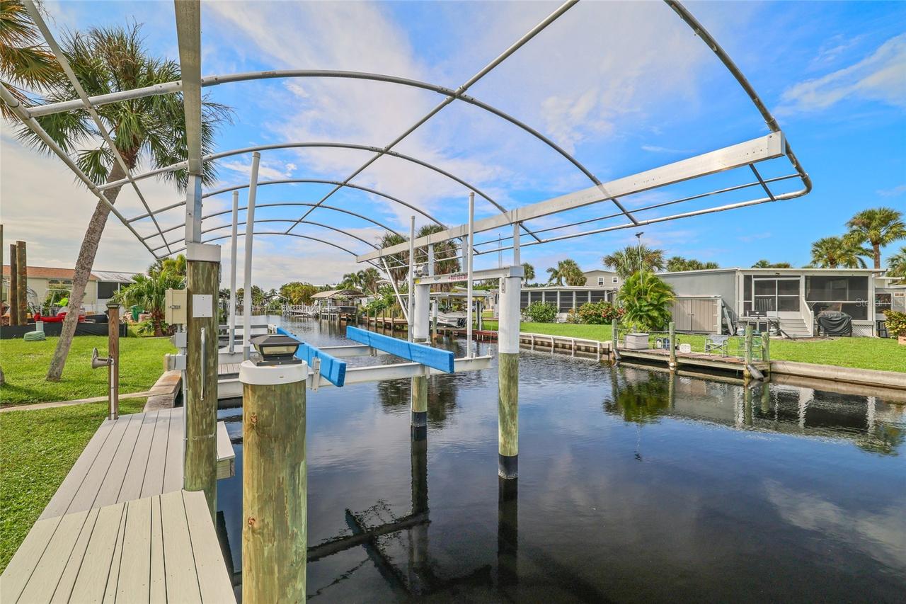 3227 Sunny Harbor Dr., Punta Gorda, FL 33982