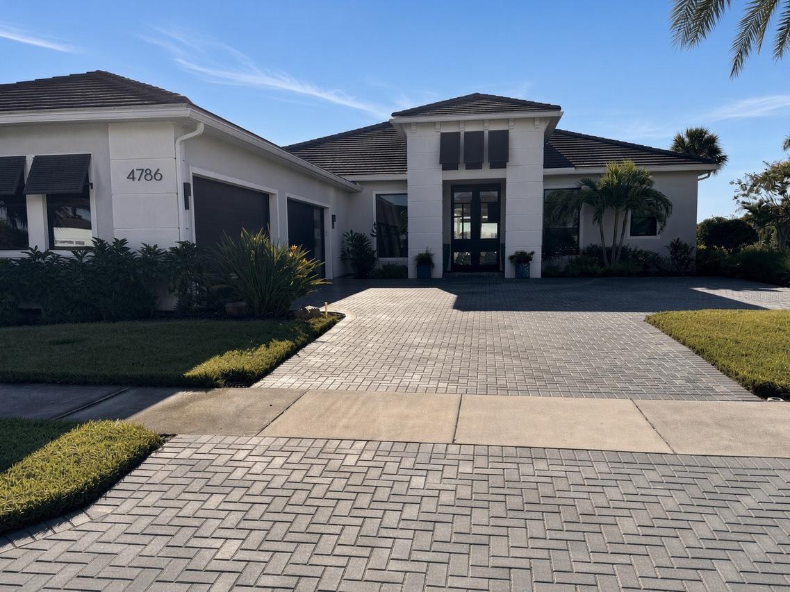 4786 Pastel Ct., Sarasota, FL 34240
