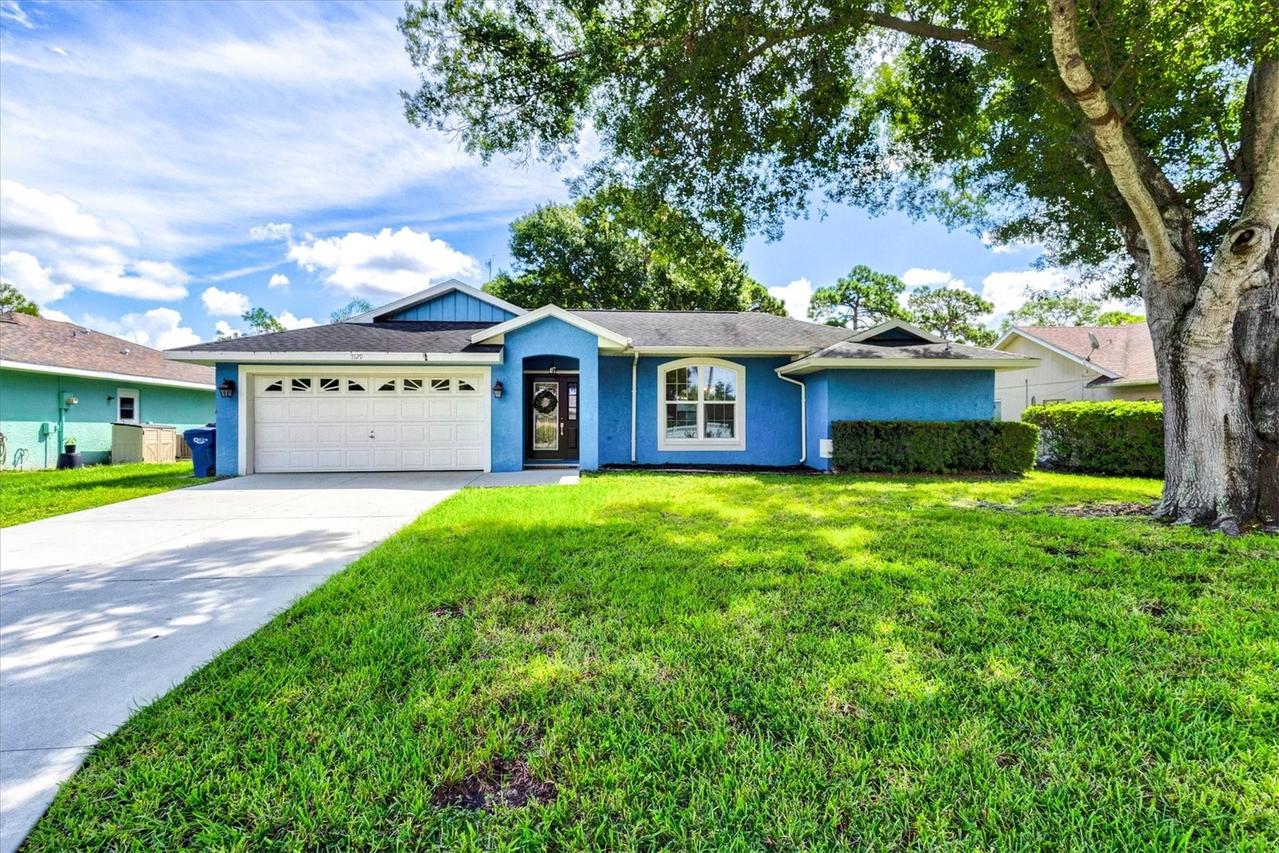 7129 Queen Palm Cir., Sarasota, FL 34243