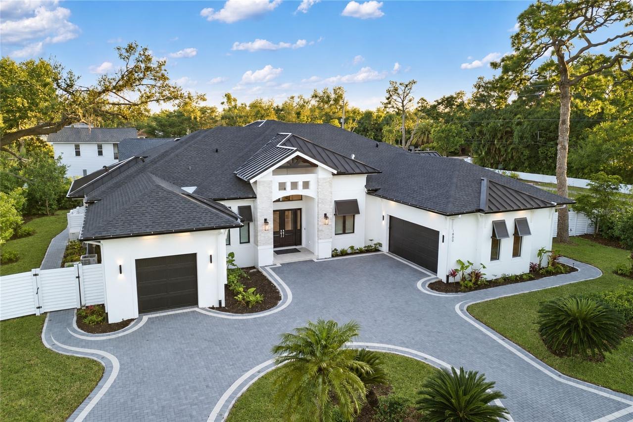 1800 Webber St., Sarasota, FL 34239