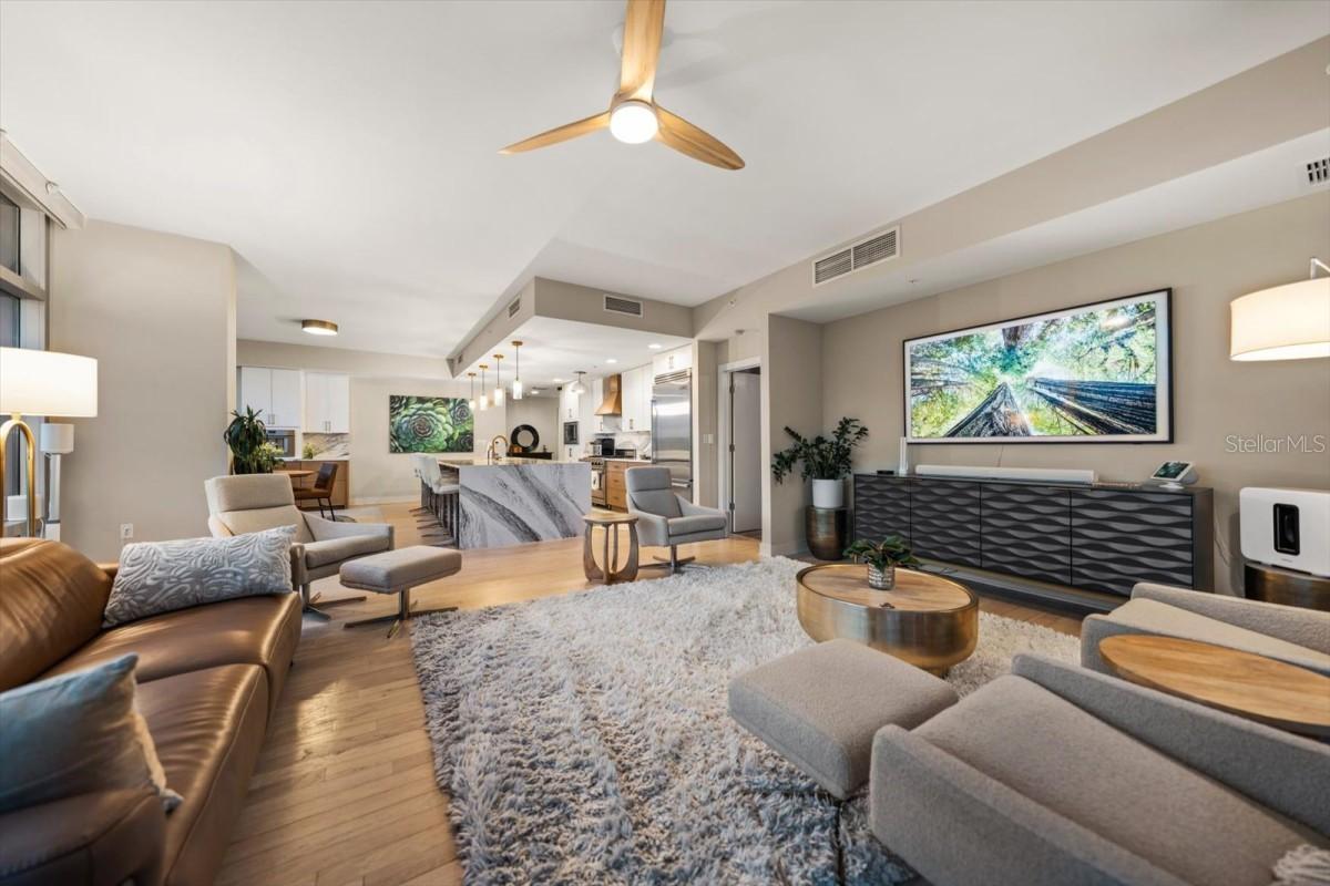 1120 E Kennedy Blvd. #319, Tampa, FL 33602