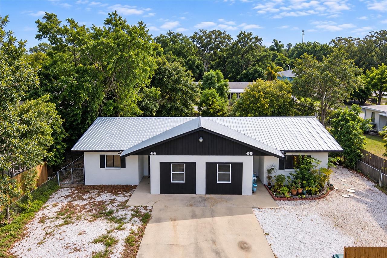 4749 David Ave., Sarasota, FL 34234