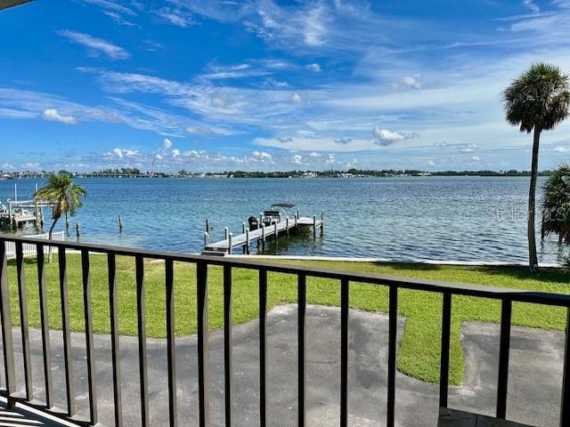 111 10th St., Bradenton Beach, FL 34217