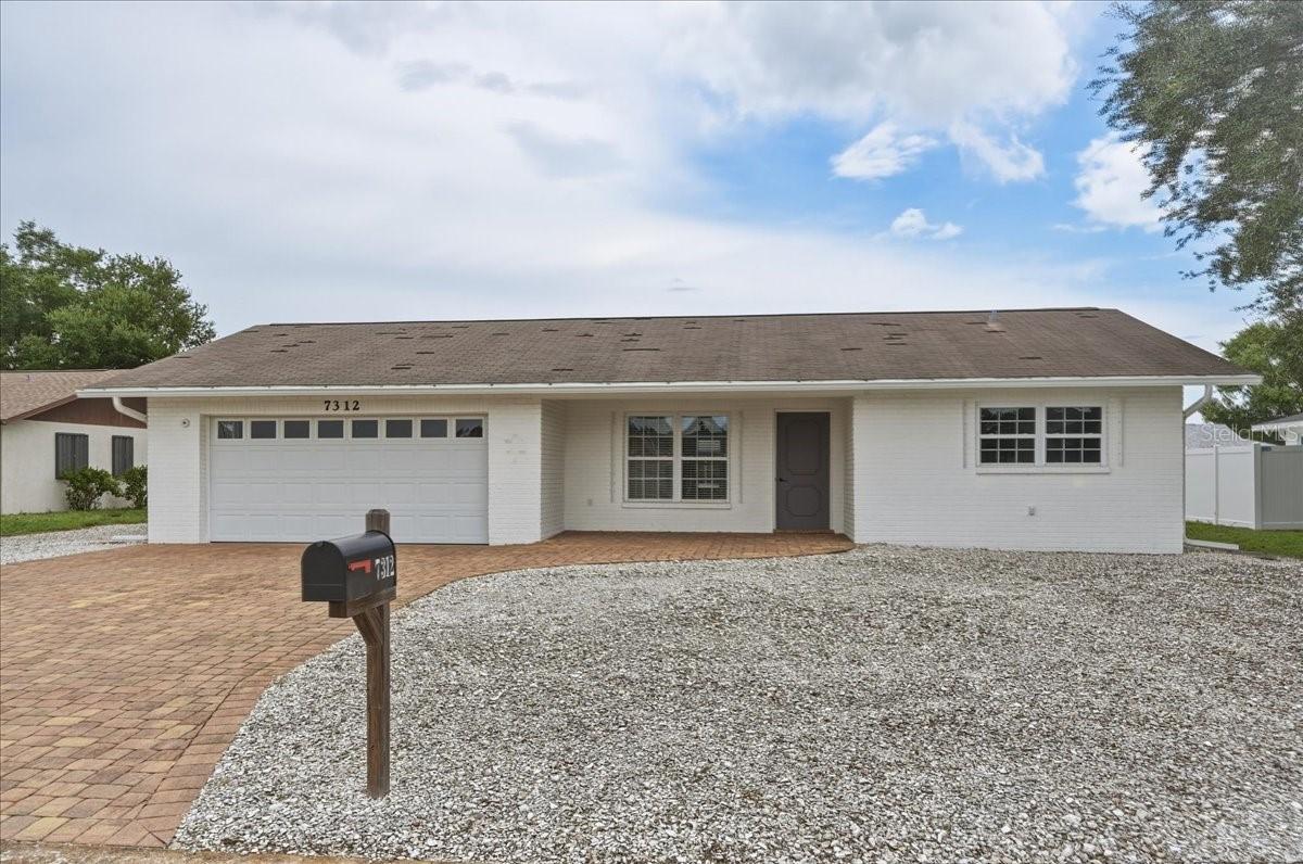 7312 17th Ave., Bradenton, FL 34209