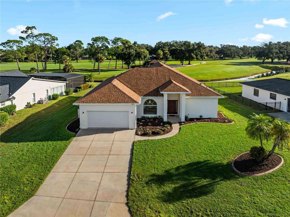 5121 Palm Aire Dr., Sarasota, FL 34243