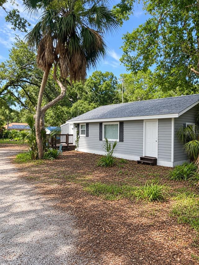 1463 19th St., Sarasota, FL 34234
