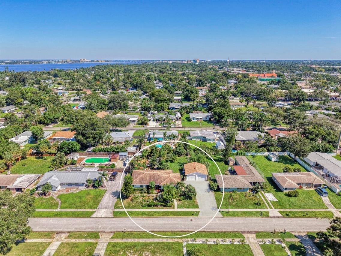 211 46th St., Bradenton, FL 34209