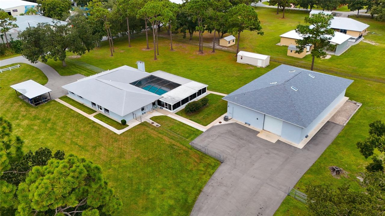 2421 47th St., Sarasota, FL 34234