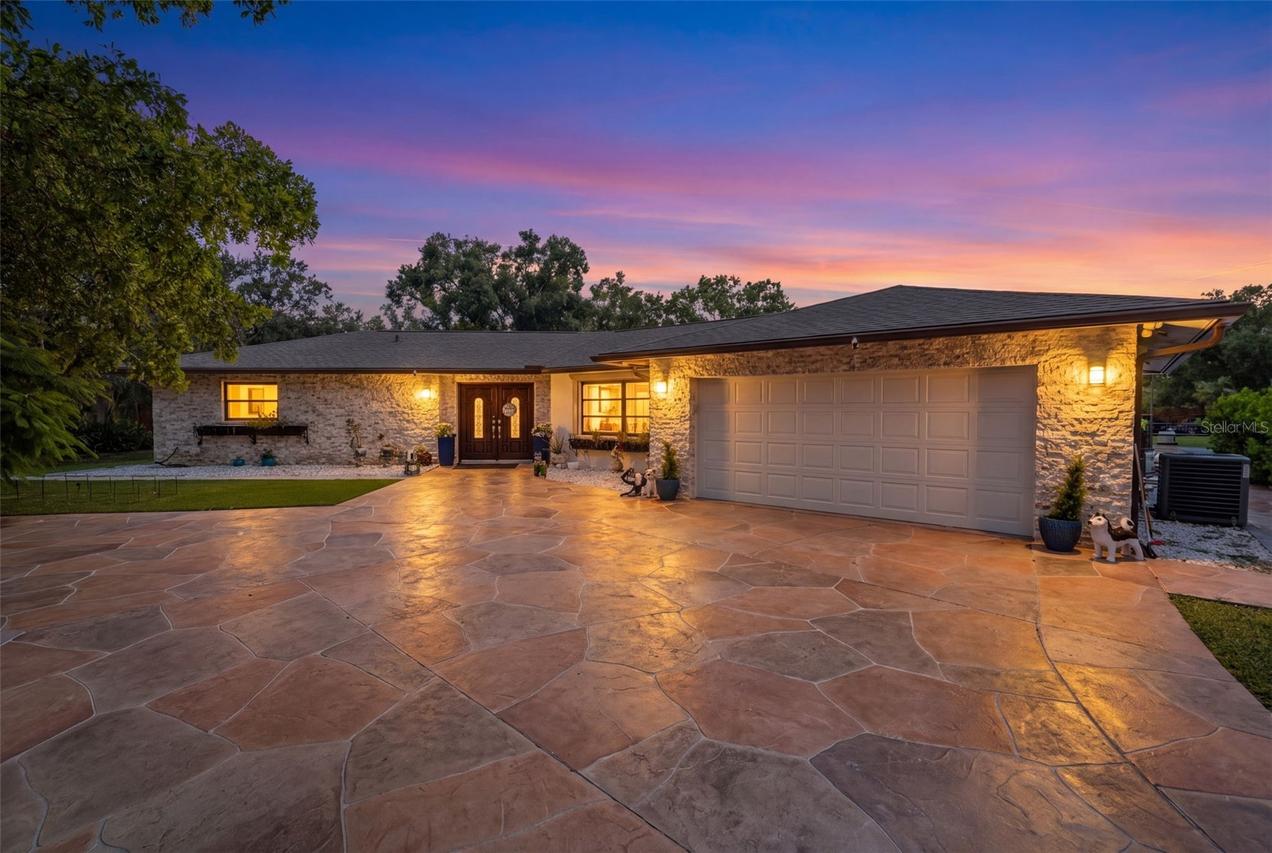 2660 57th St., Sarasota, FL 34243