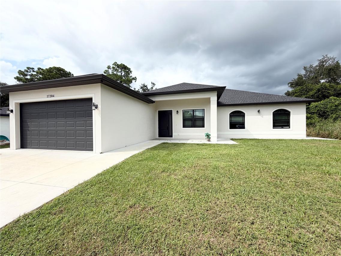 17204 Bonnie Ave., Port Charlotte, FL 33954