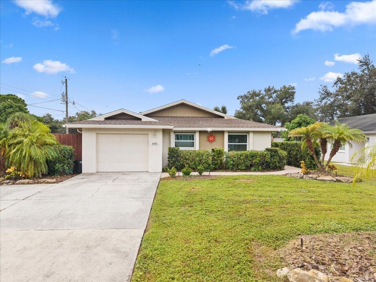 3452 Bay St., Sarasota, FL 34237
