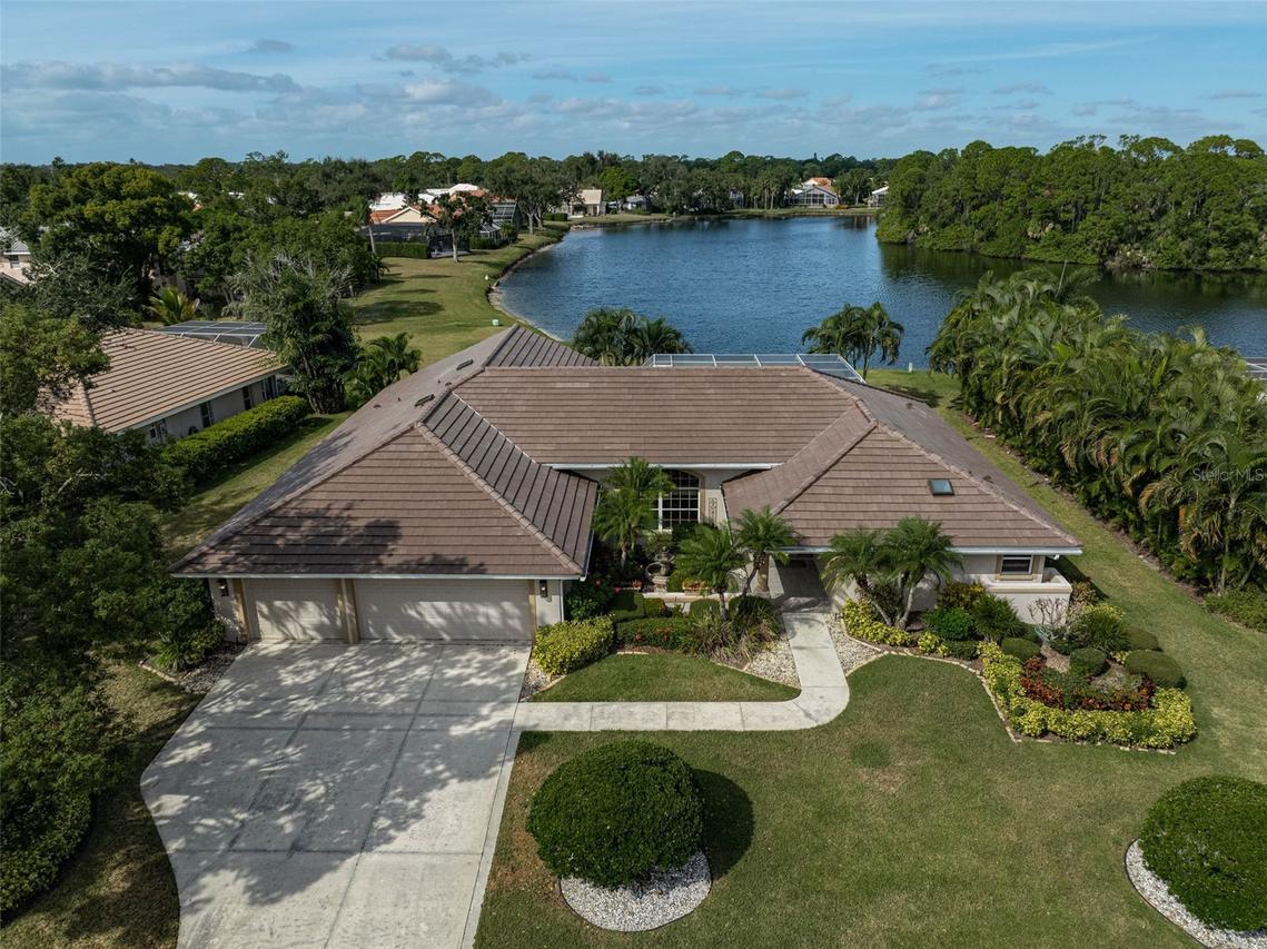 7570 Links Ct., Sarasota, FL 34243
