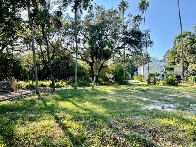 621 40th St., Sarasota, FL 34234