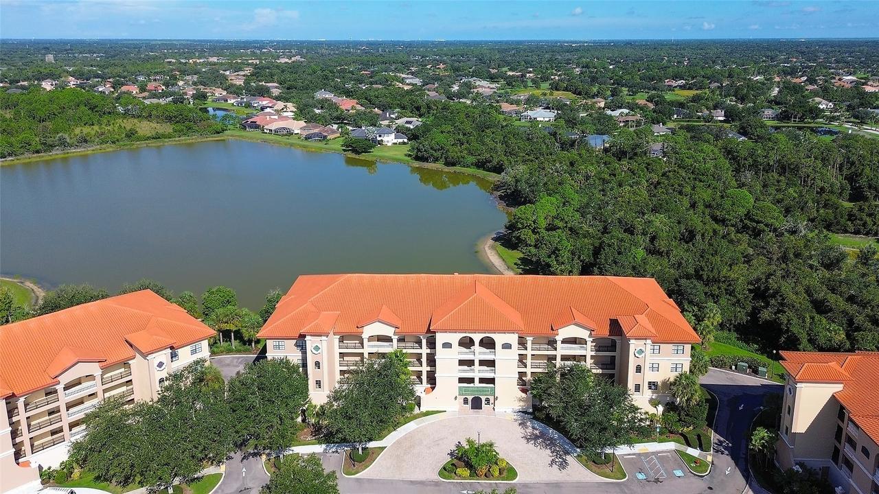 7612 Lake Vista Ct. #203, Lakewood Ranch, FL 34202