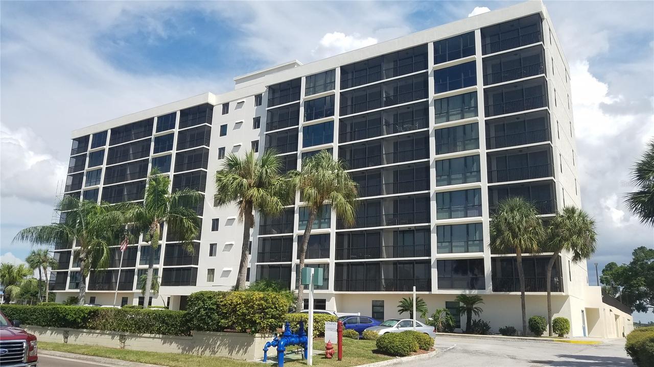 7100 Sunshine Skyway Ln. #301, St Petersburg, FL 33711