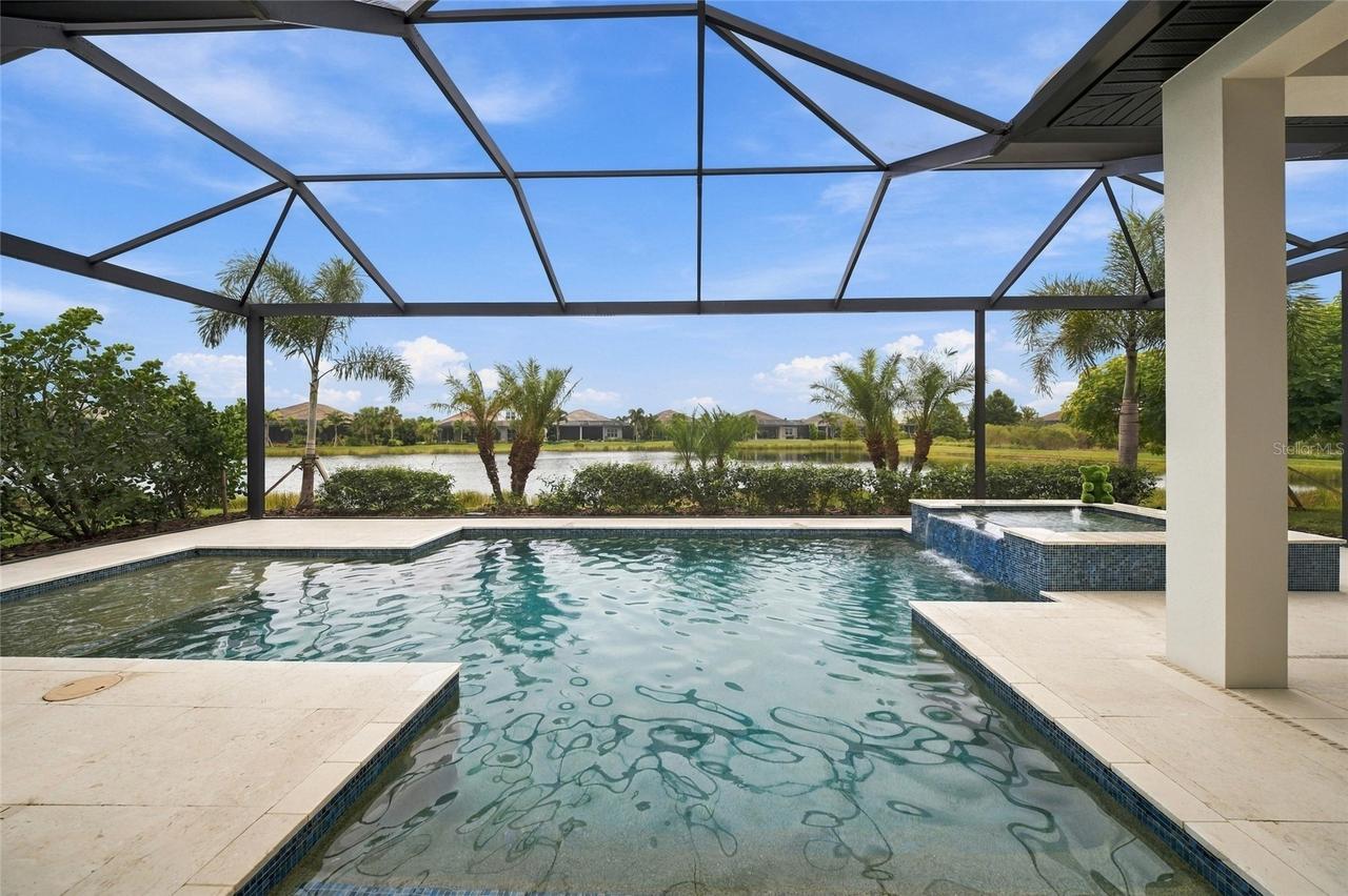 764 Crosswind Ave., Sarasota, FL 34240