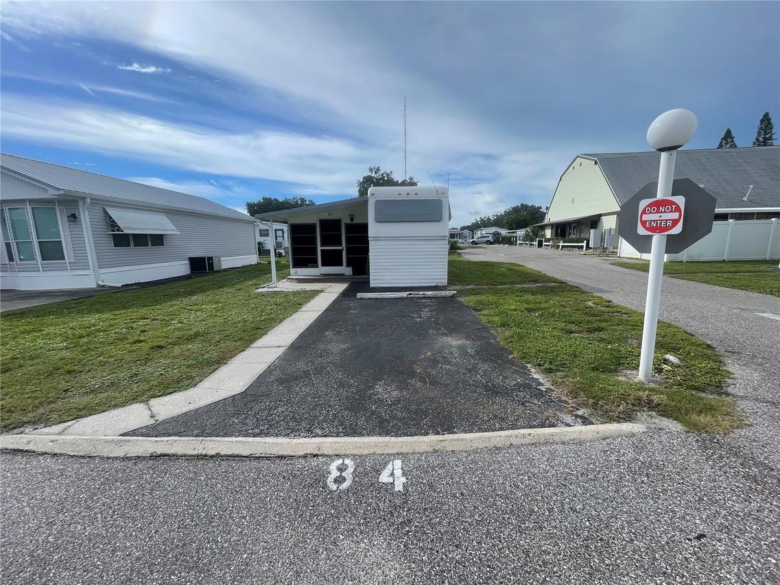 3275 26 Th Ave. #84, Bradenton, FL 34208