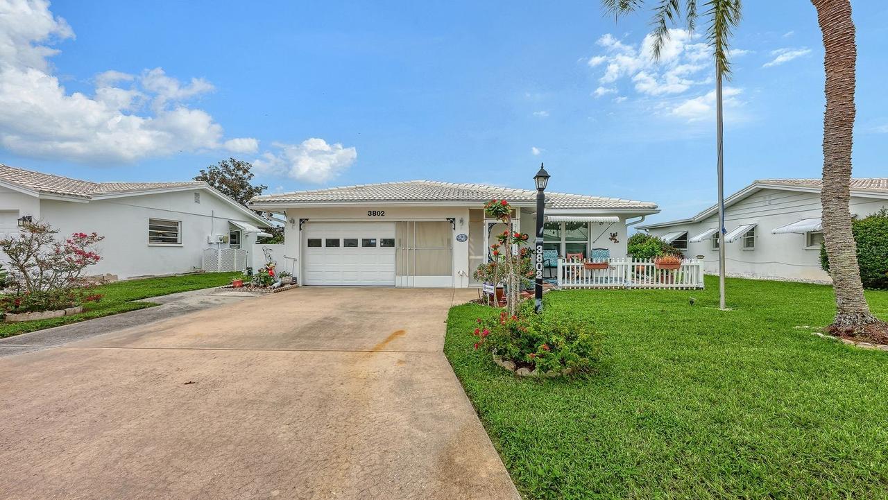 3802 Chinaberry Rd., Bradenton, FL 34208