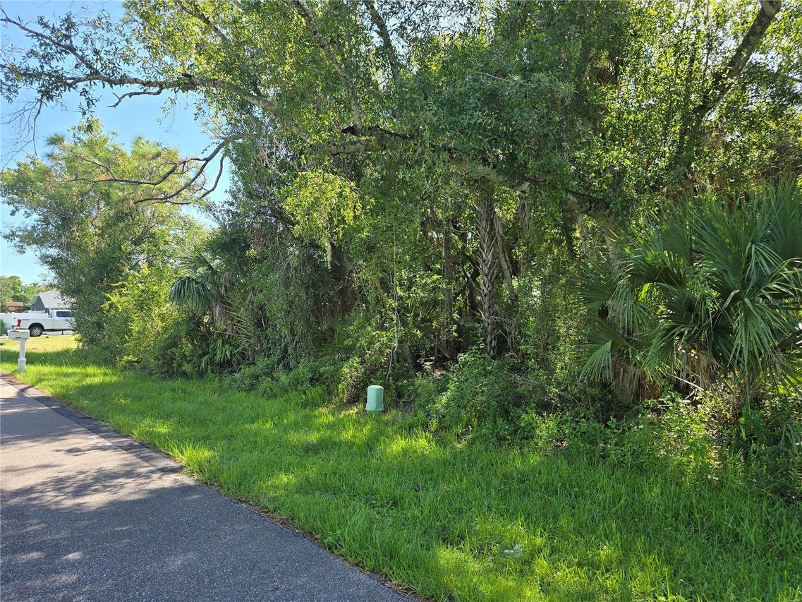 1235 Westport St., Port Charlotte, FL 33952
