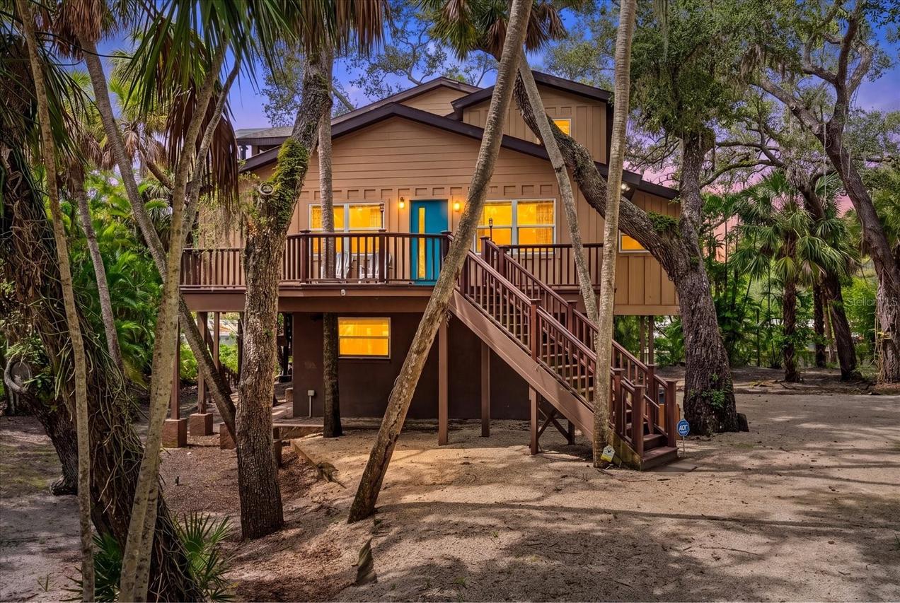 3376 S Seclusion Dr., Sarasota, FL 34239