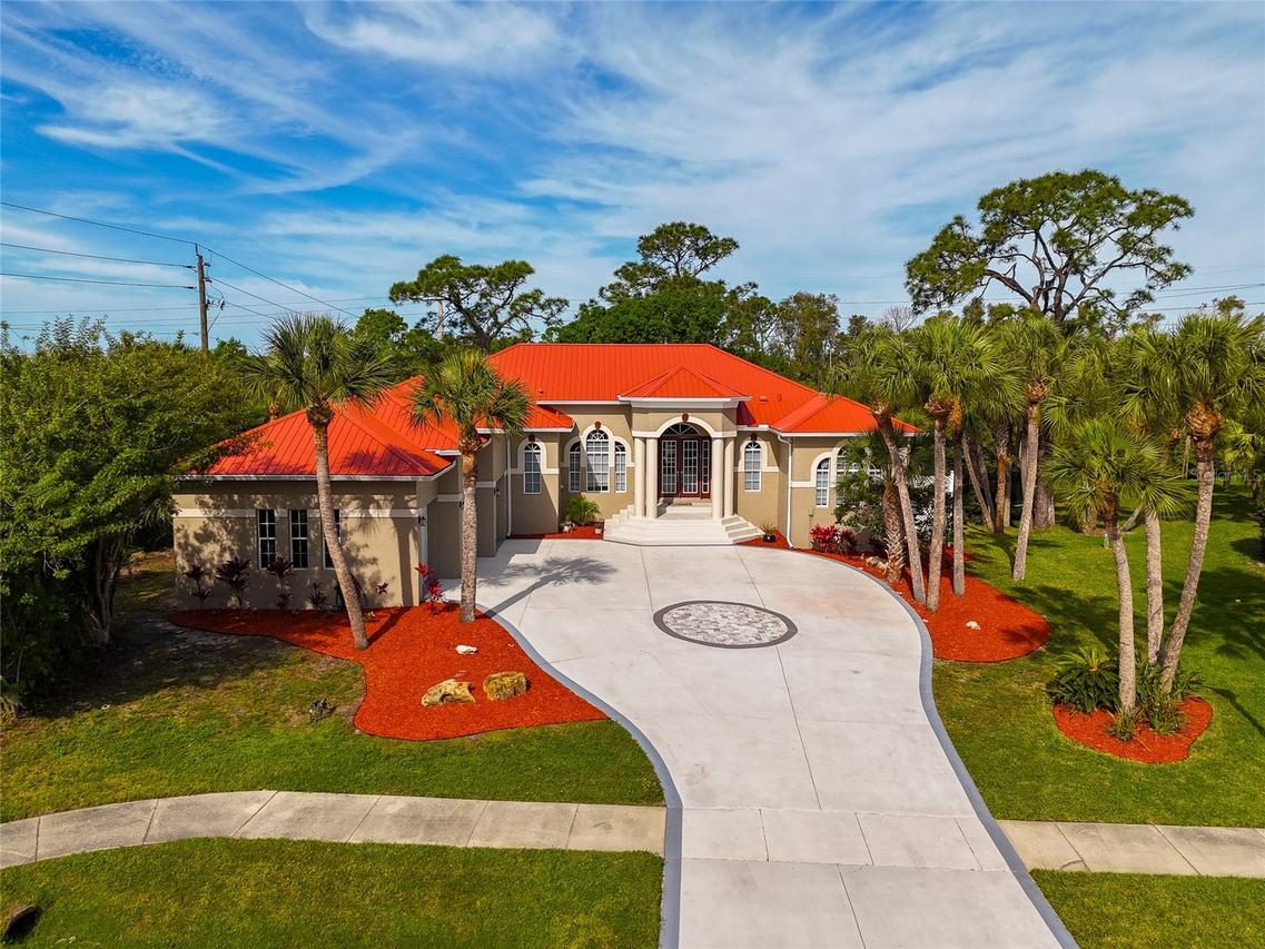 1101 Kings Way Dr., Nokomis, FL 34275