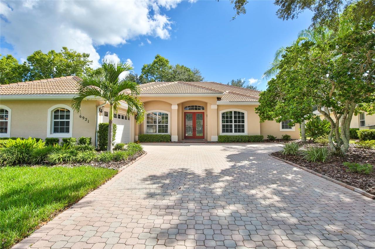 6921 Conestoga Pl., Bradenton, FL 34201