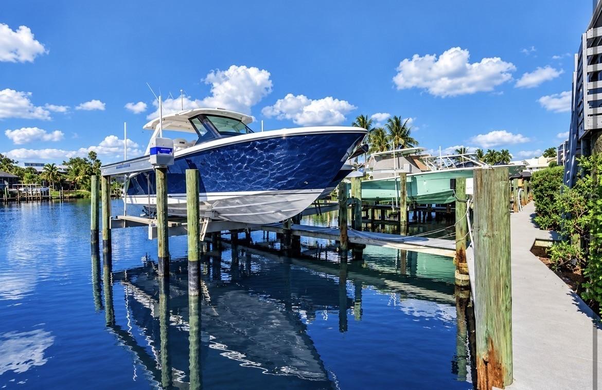 1313 Dockside Pl. #120, Sarasota, FL 34242