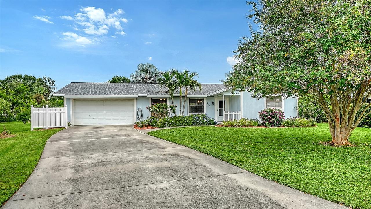 6110 Approach Ln., Sarasota, FL 34238