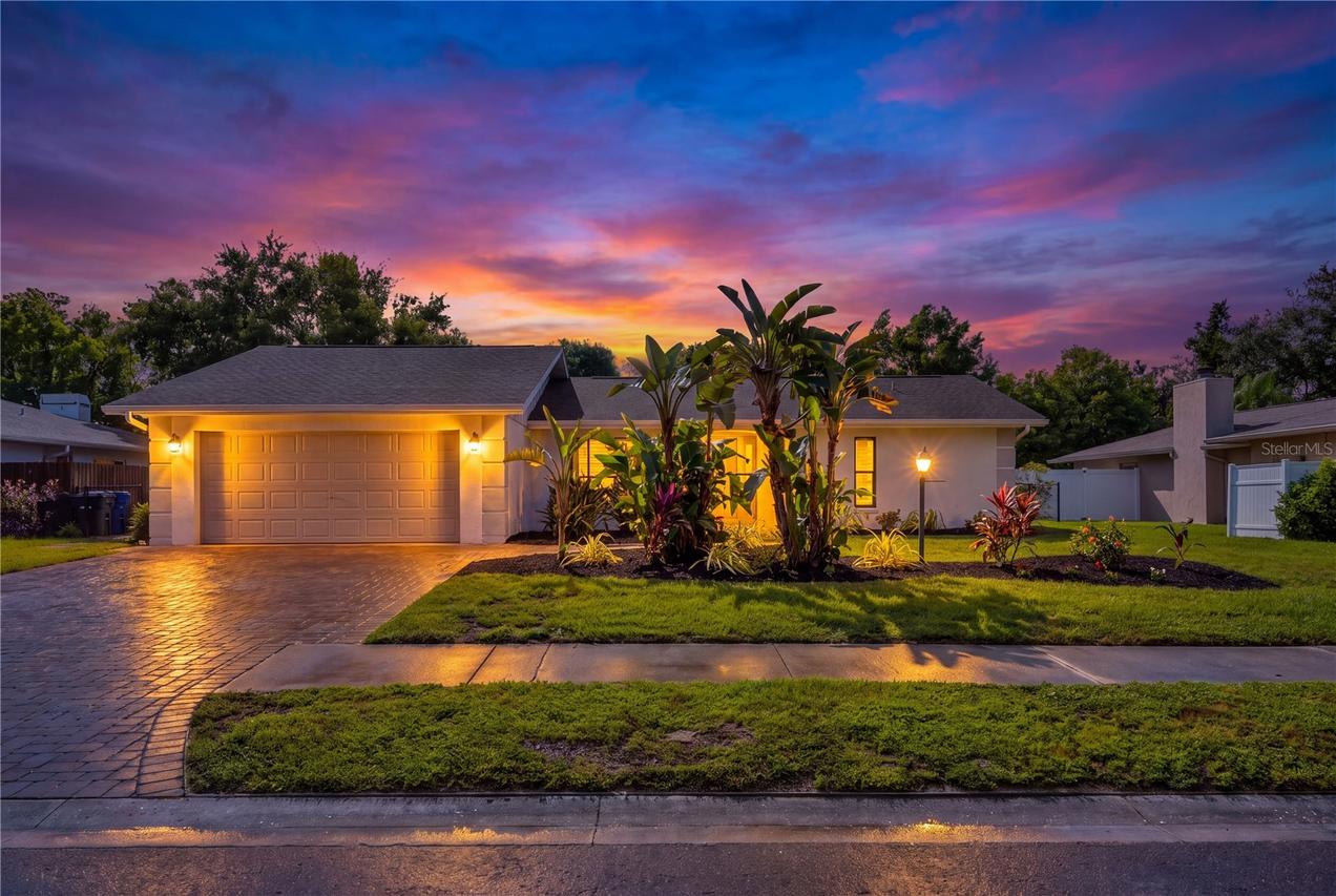 2014 Country Meadows Ln., Sarasota, FL 34235
