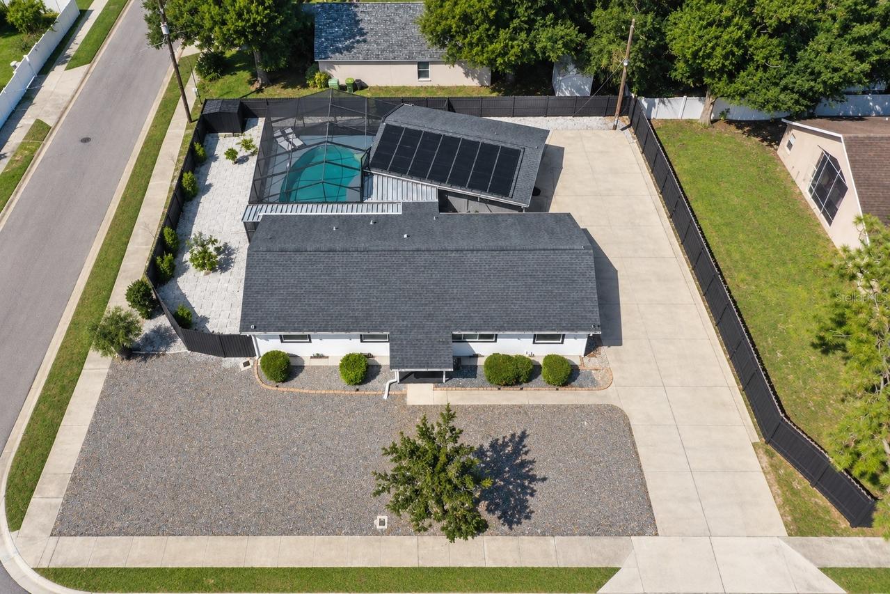 2533 10th St., Sarasota, FL 34237