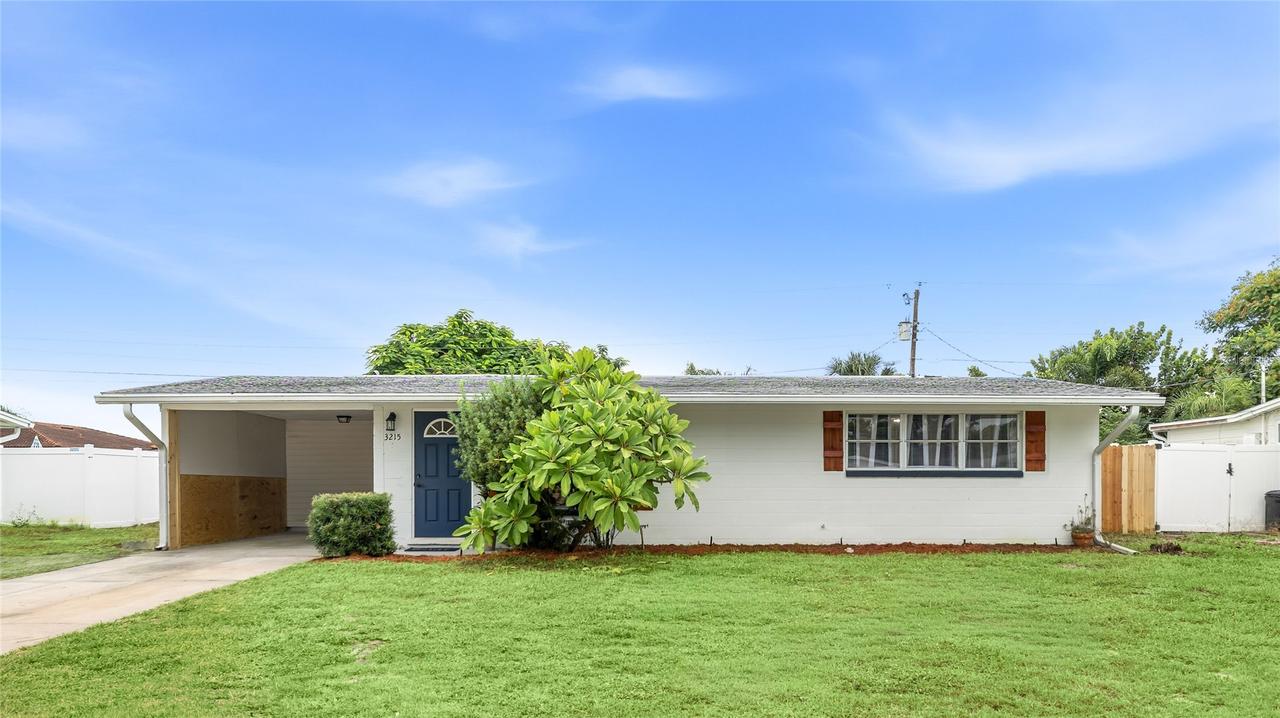 3215 Florida Blvd., Bradenton, FL 34207
