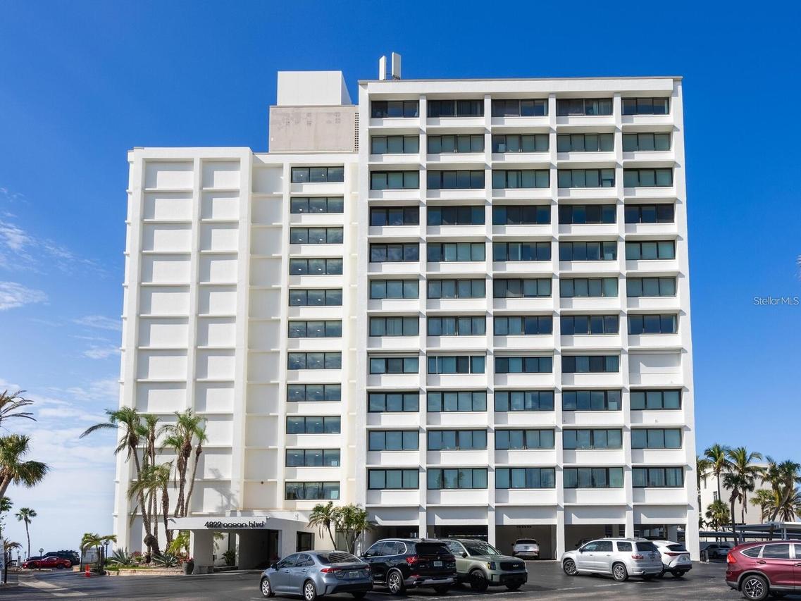 4822 Ocean Blvd. #8B, Sarasota, FL 34242