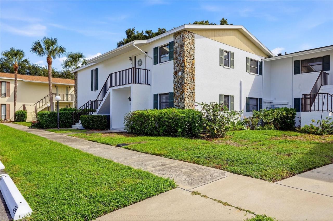 5400 34th St. #2J, Bradenton, FL 34210