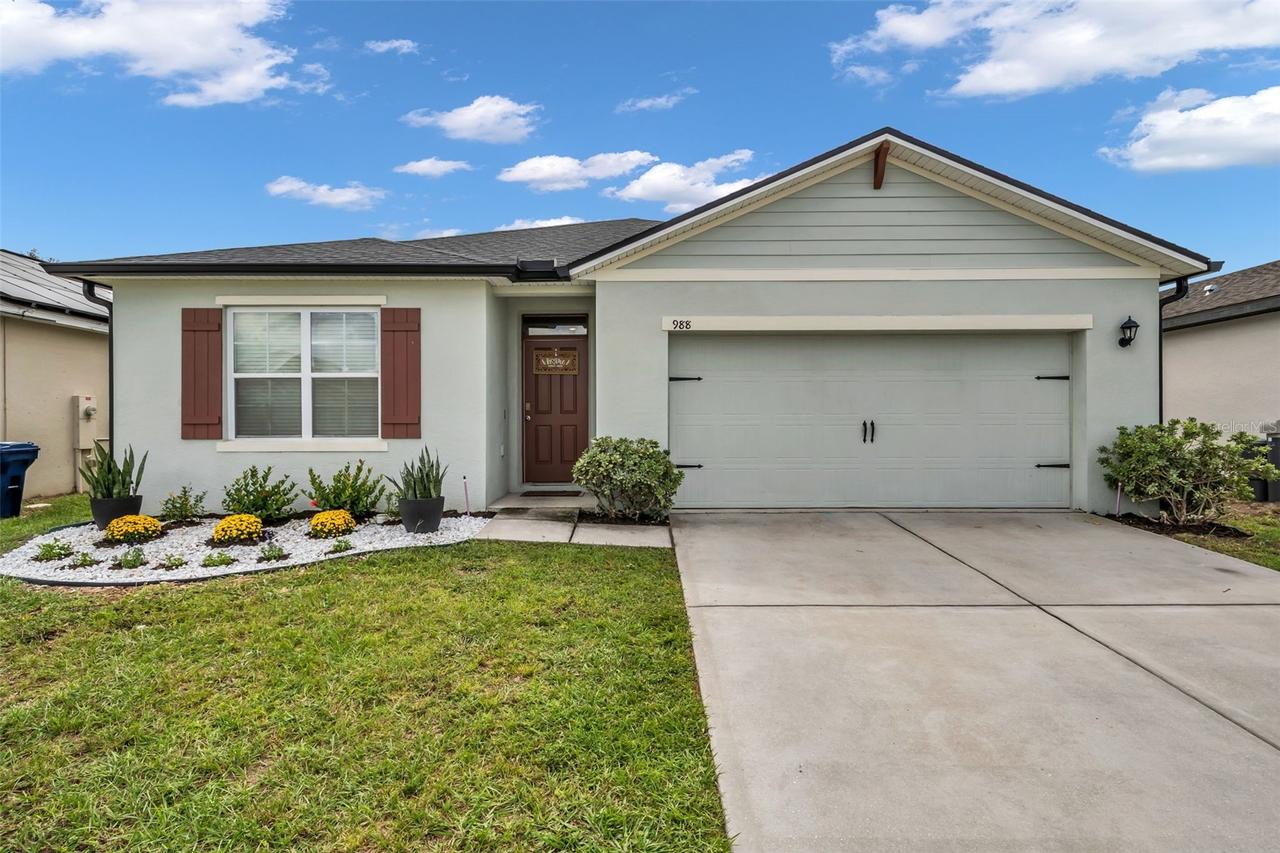 988 Cambridge Dr., Winter Haven, FL 33881