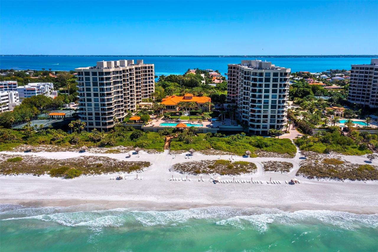 1241 Gulf Of Mexico Dr. #PH1102, Longboat Key, FL 34228