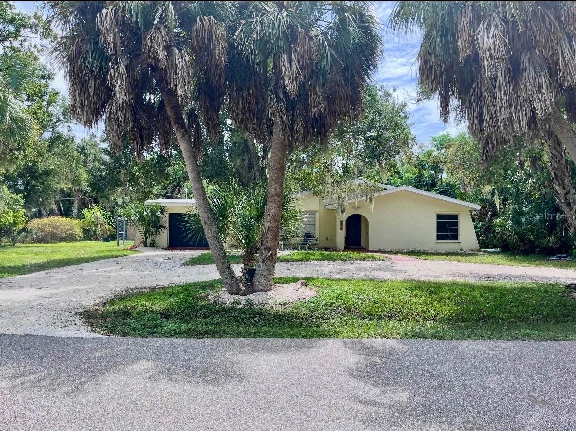 22215 Oneida Ave., Port Charlotte, FL 33952