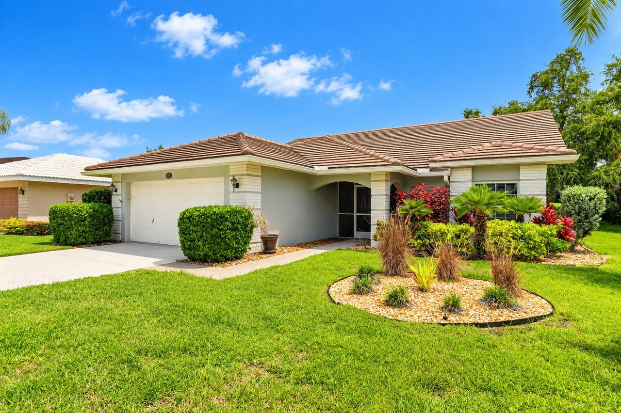 6905 Stone River Rd., Bradenton, FL 34203