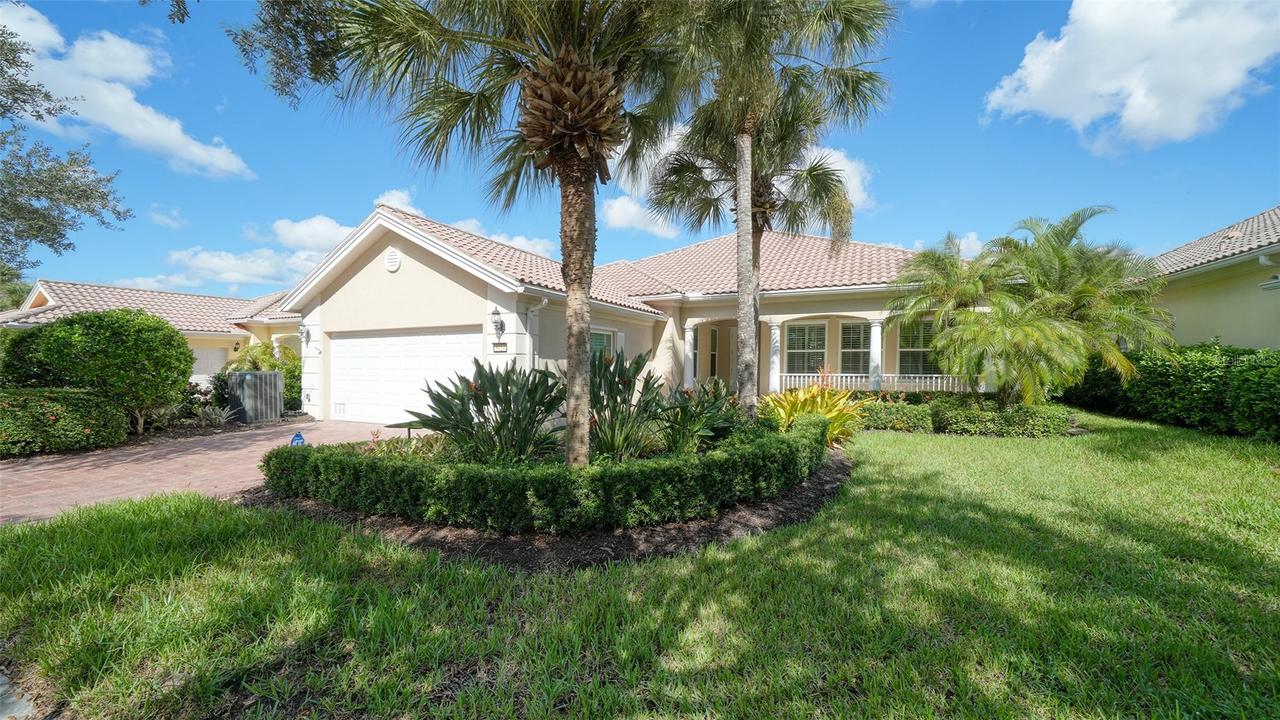 5924 Mariposa Ln., Sarasota, FL 34238